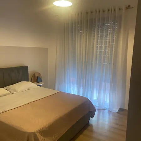 Delijorgji Sunrise 2 شقة